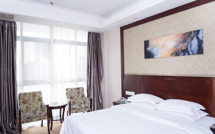 Vienna Hotel Jiangyin Yishan Road Branch