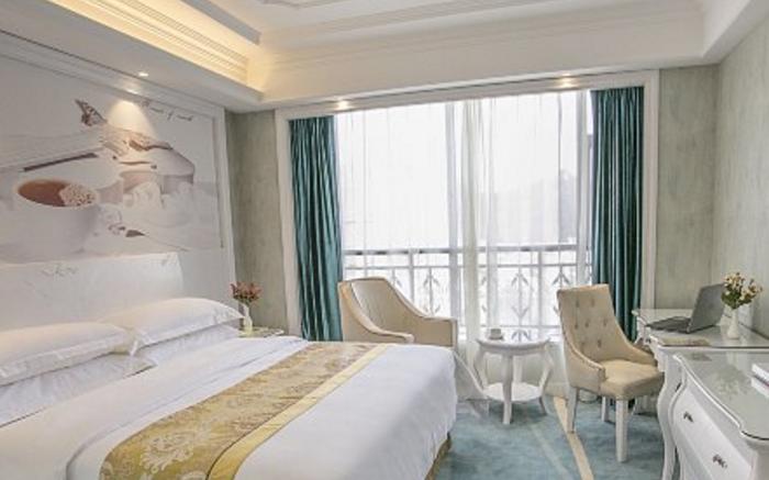 Vienna Hotel Guiyang Jiaxiulou Jichang Road