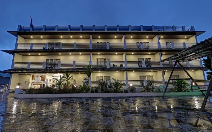 Hotel Misty Garden Resorts