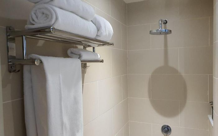 The Perfect Getaway @ Tamarind Suite, Netflix Wifi