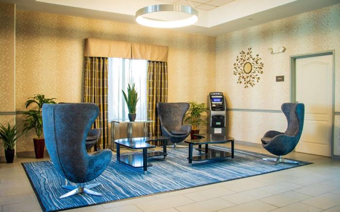 Comfort Inn & Suites Plainville-Foxboro