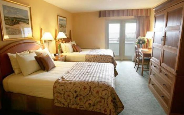 Water's Edge Resort & Spa