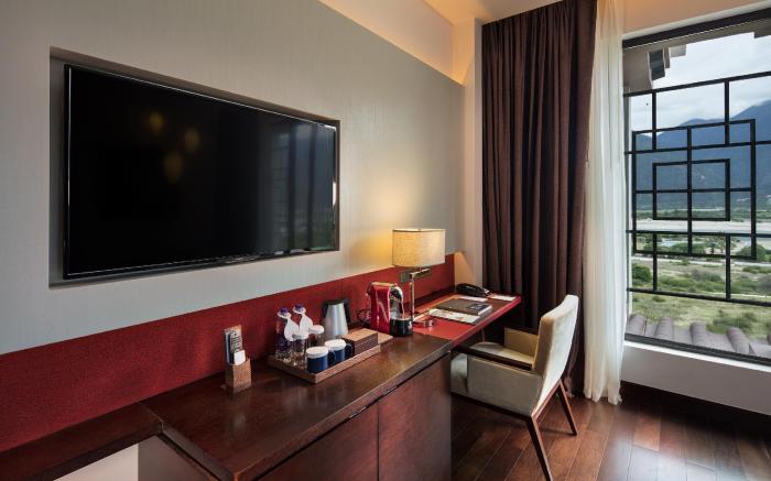 Hilton Linzhi Resort