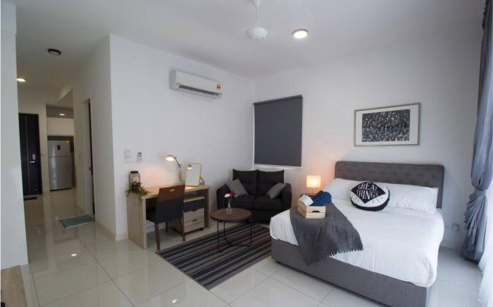 Sierra Suite . Sky88 @ Studio 2Pax Bathtub nearCIQ