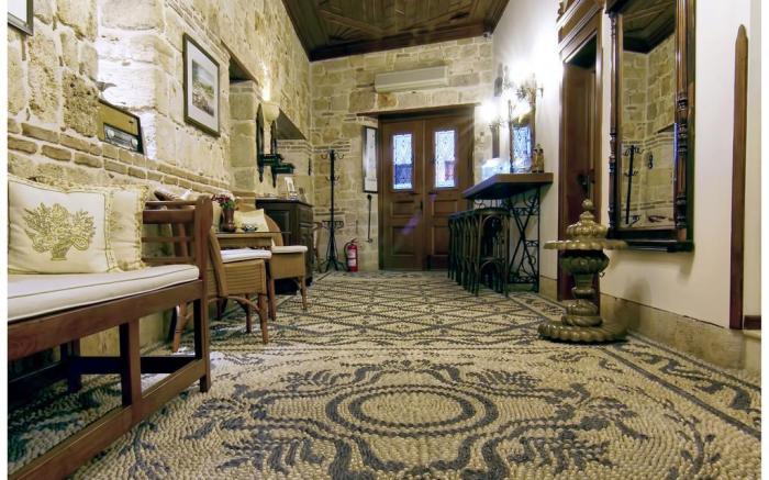 Minyon Hotel