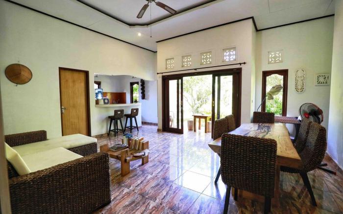 KIRANA HOMESTAY - KING GUEST ROOM