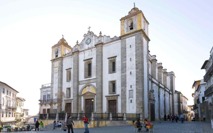 ibis Évora Hotel