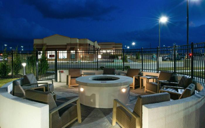 Four Points by Sheraton Kansas City Olathe