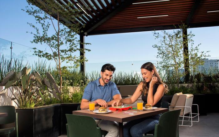 Staybridge Suites Guadalajara Novena By IHG