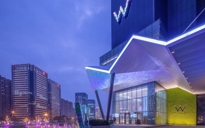 W Chengdu