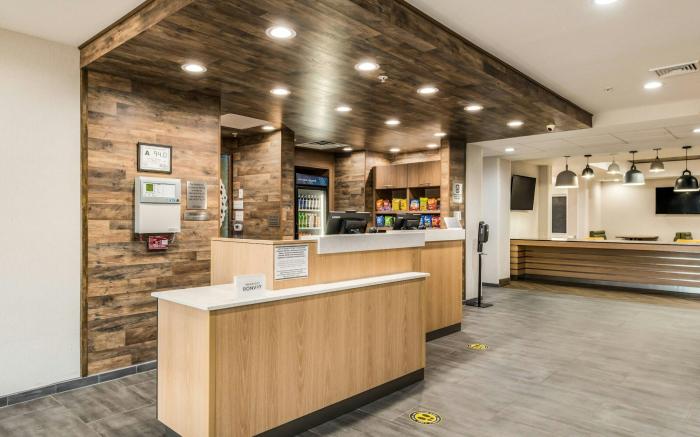 Fairfield by Marriott Inn & Suites Greensboro Coliseum Area