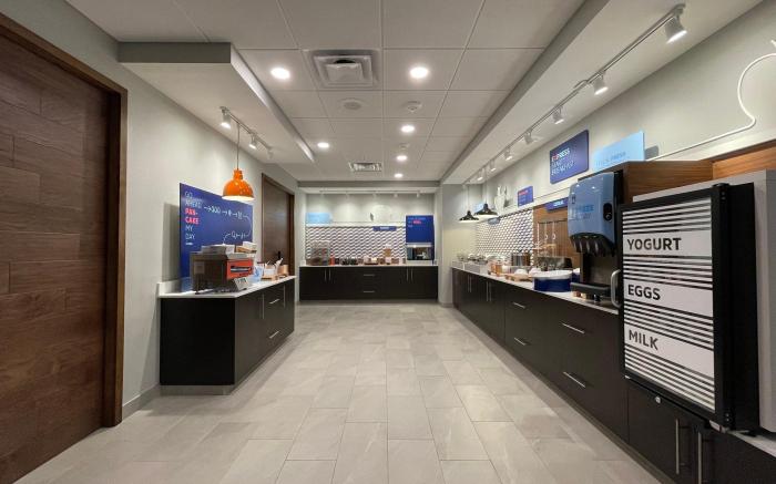 Holiday Inn Express and Suites Ft. Smith Airport By IHG