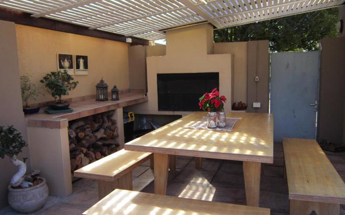 La Roche Guest House