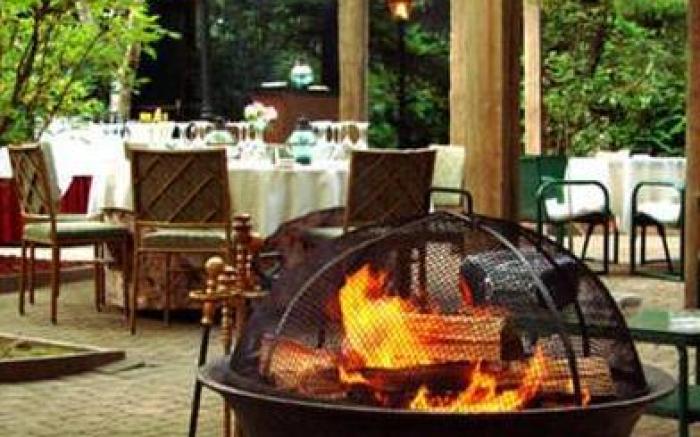 Chateau Merrimack Hotel & Spa