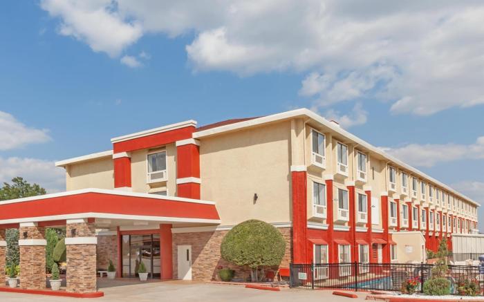 Ramada by Wyndham Oklahoma City Airport North