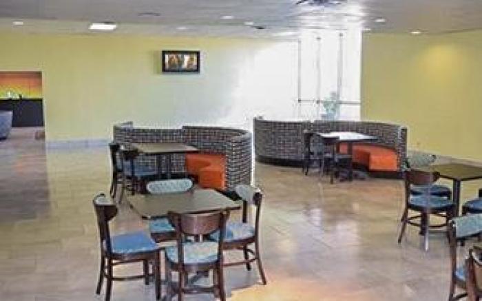 Days Inn by Wyndham Oklahoma City Bricktown