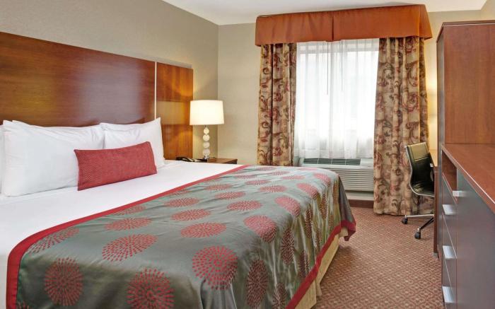 Ramada by Wyndham Staten Island
