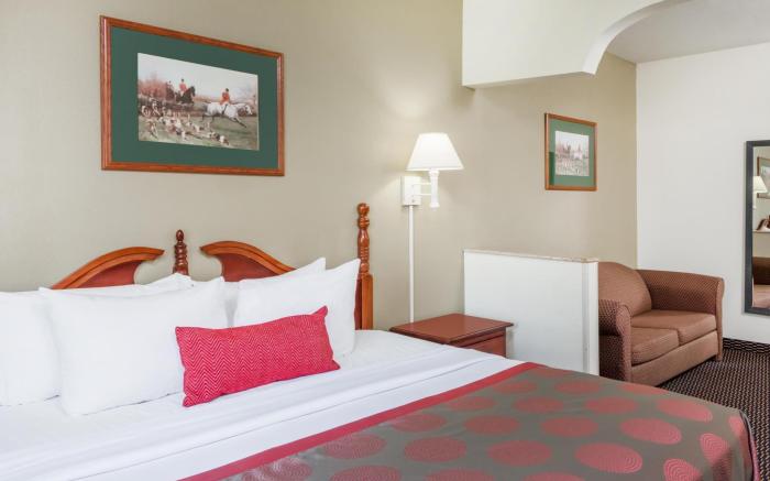 Ramada by Wyndham Columbia