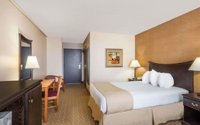 Ramada by Wyndham Watertown/Thousand Islands NY