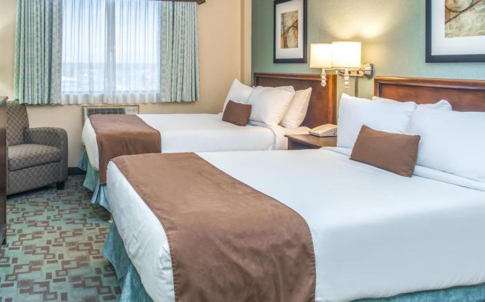 Ramada by Wyndham Saskatoon