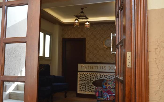 Pyramids Top Inn
