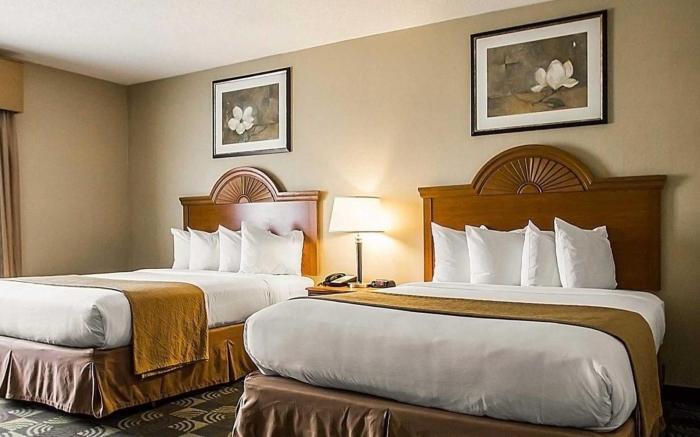 Quality Inn & Suites Fishkill South near I-84