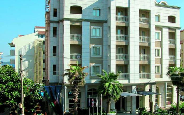 Almena Hotel