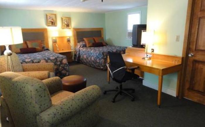 Jonathan Edwards Motel