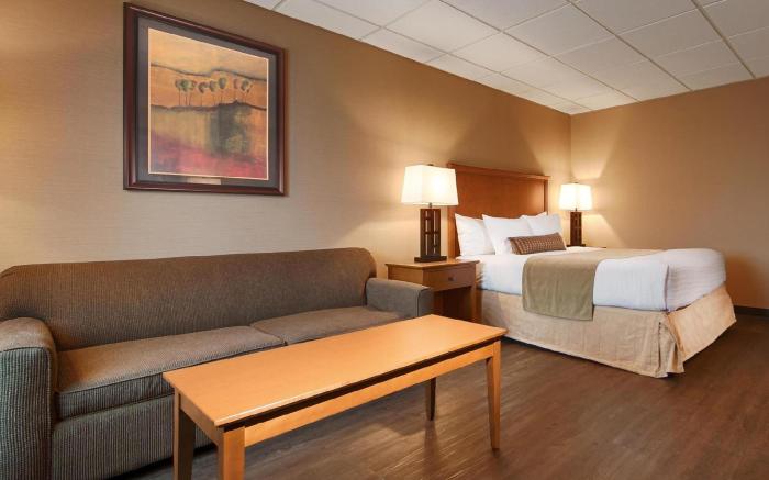 BEST WESTERN PLUS Mission City Lodge