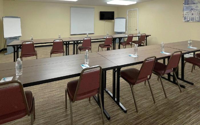 Smart Suites, an Ascend Collection Hotel