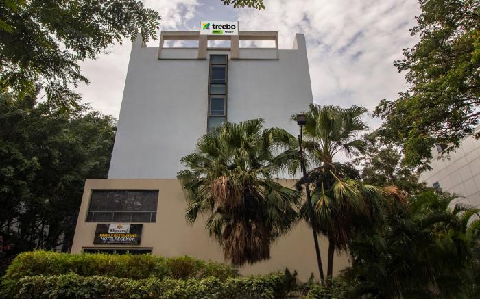 Treebo Regency - Bund Garden, Dhole Patil Road