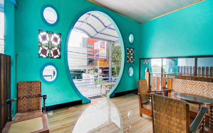 OYO 90179 Sybilla Cafe & Homestay