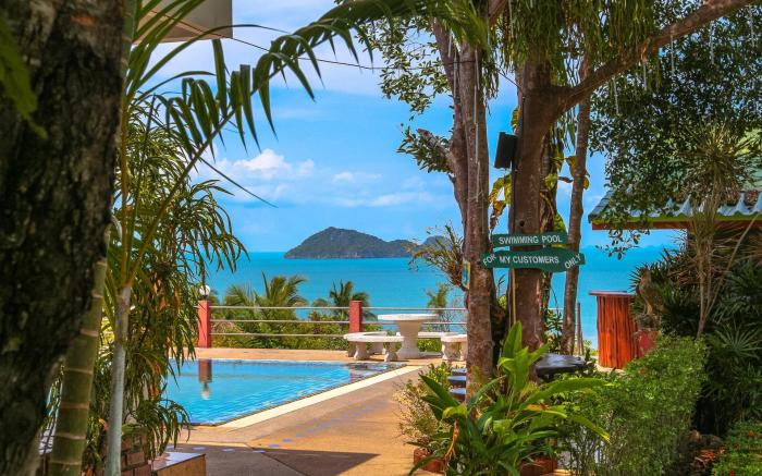Golden Hill Resort