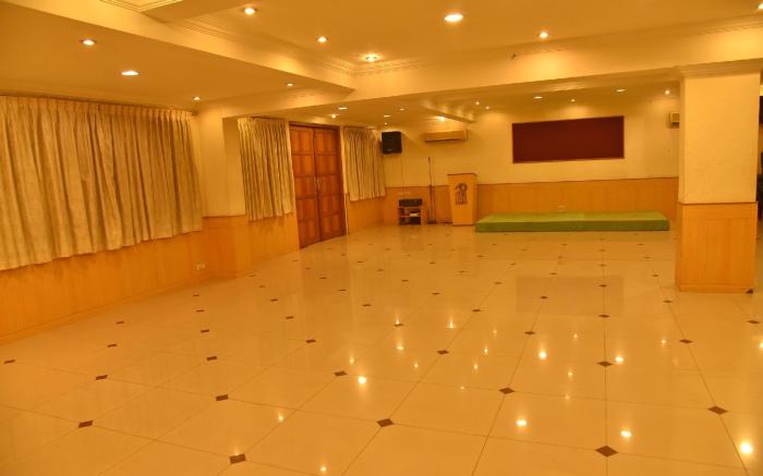 Hotel Poonja International