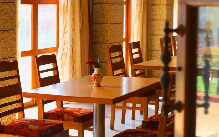 Kohinoor Highway Resort