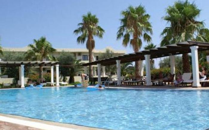Pefkos Village Resort