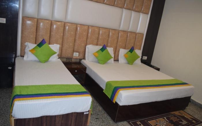 Airport Hotel The Paramont