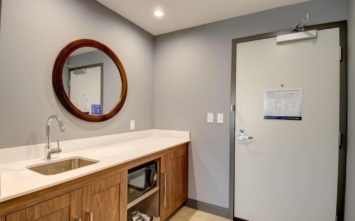 Hampton Inn & Suites Portland, ME