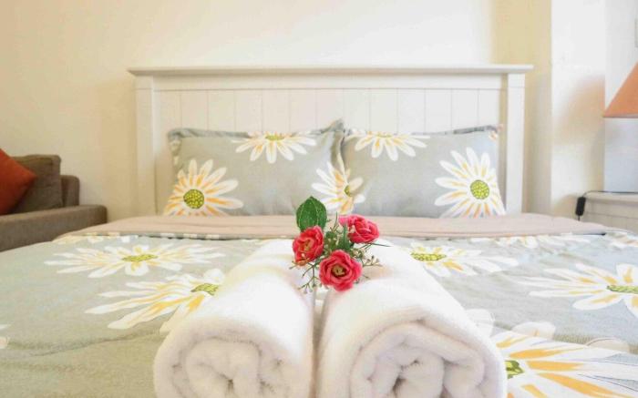 S3.202- Serviced studio in dist 1