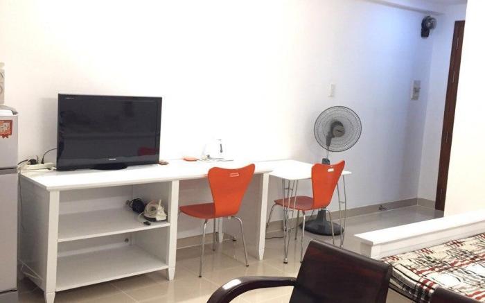 Serviced apartment on Nguyen Trai, dist. 1 $450/m