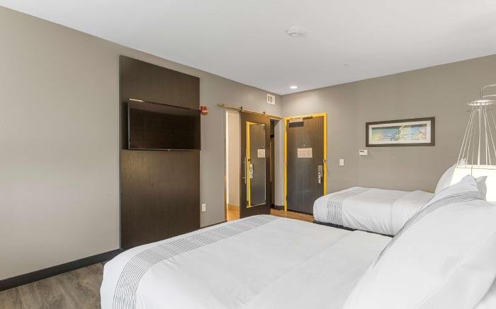 GLo Best Western Savannah-Gateway I-95
