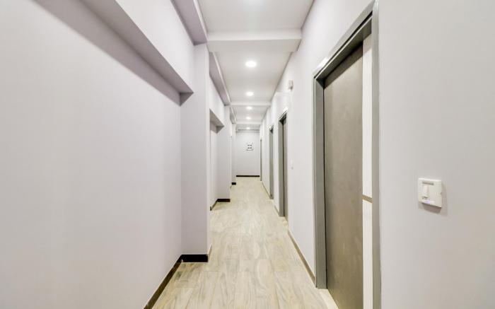 Collection O Preet Vihar Metro Station Formerly Hotel Dream Palace