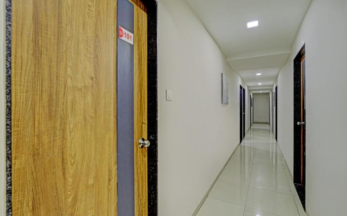 Flagship 76949 Hotel Happinex