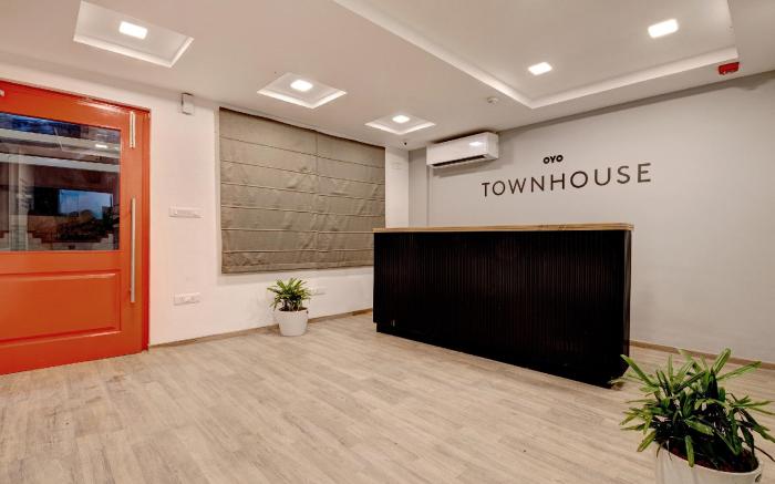 Townhouse Siri Residency
