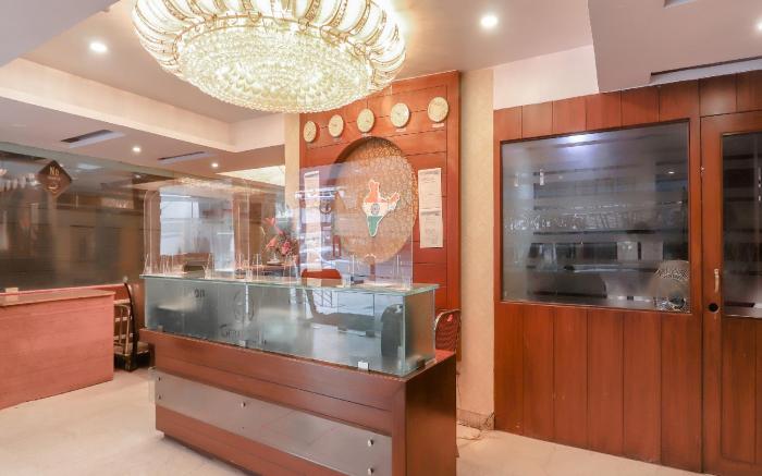 Hotel O Grandeur By orbit Hotels Near Chennai shopping mall