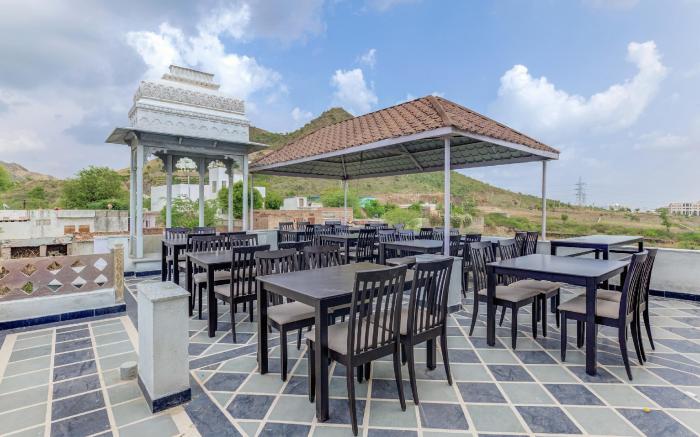 Hotel O Achrol Haveli Sukher