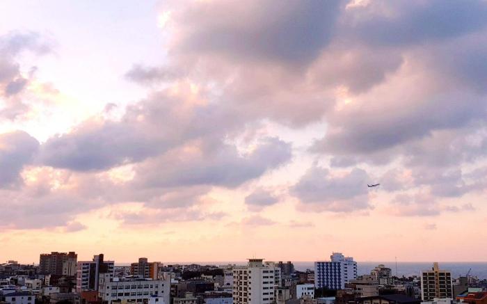 ARAPALACE Room 903 - Near Airport, Dongmun Market, City/Ocean View. Cooking/Laundry Available