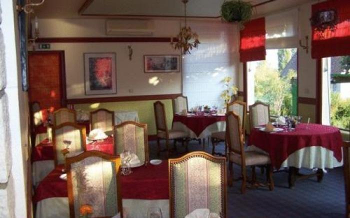 Logis Hotel Restaurant Le Coq Hardi