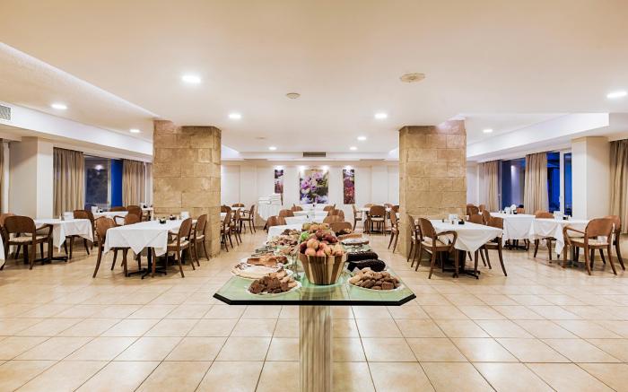 Pearl Hotel
