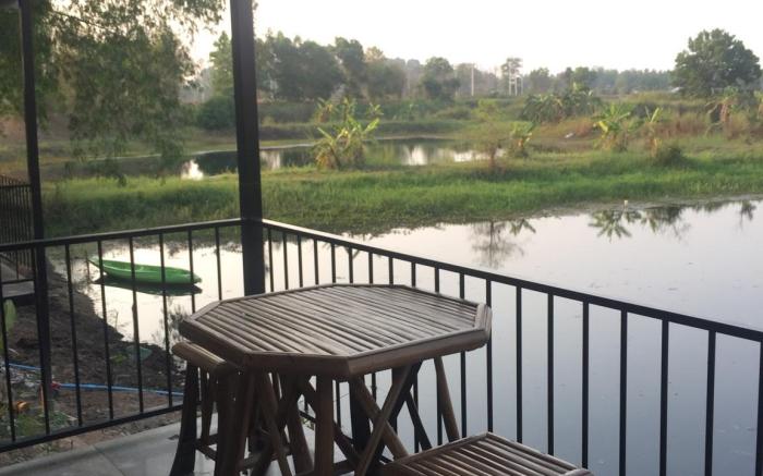Kabinburi Resorts